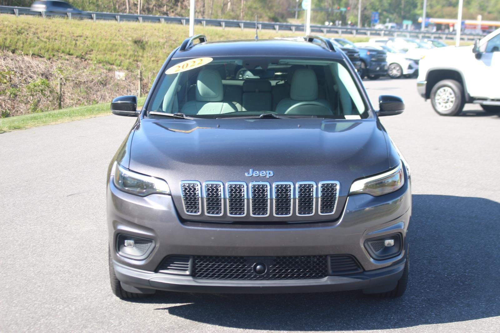 Used 2022 Jeep Cherokee Latitude Lux with VIN 1C4PJLMX5ND503334 for sale in Morganton, NC