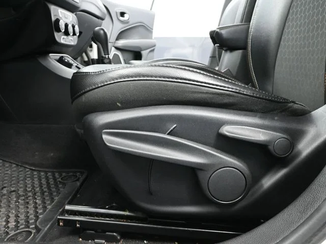 2018 Jeep Compass Latitude - Photo 21