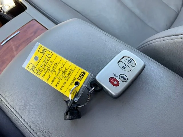 Used 2010 Black Toyota XLE image 43