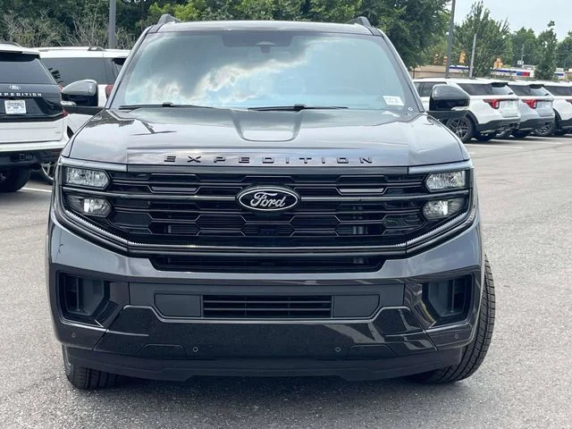 New 2026 Dark Matter Gray Metallic Ford Platinum image 6