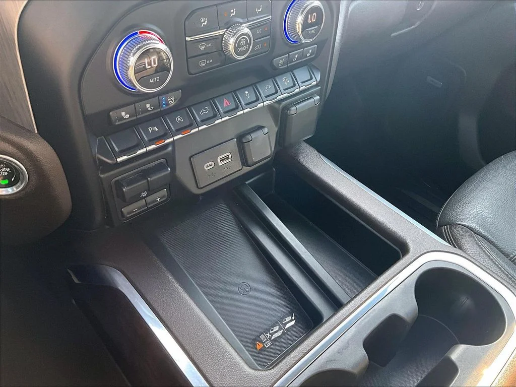 Used 2020 Blue GMC Denali image 33