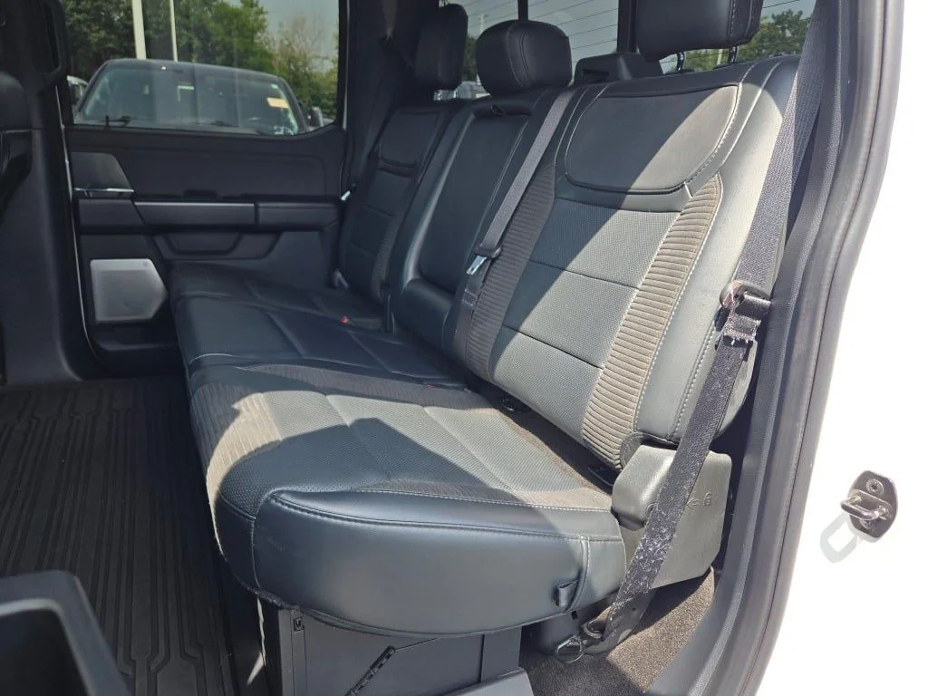 Used 2022 White Ford Raptor image 21