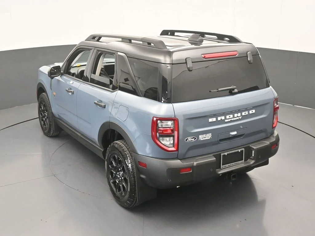 Used 2026 Azure Gray Metallic Ford Badlands image 58