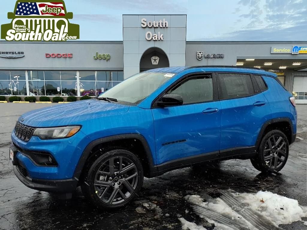 New 2026 Hydro Blue Pearl-Coat Exterior Paint Jeep Latitude image 4