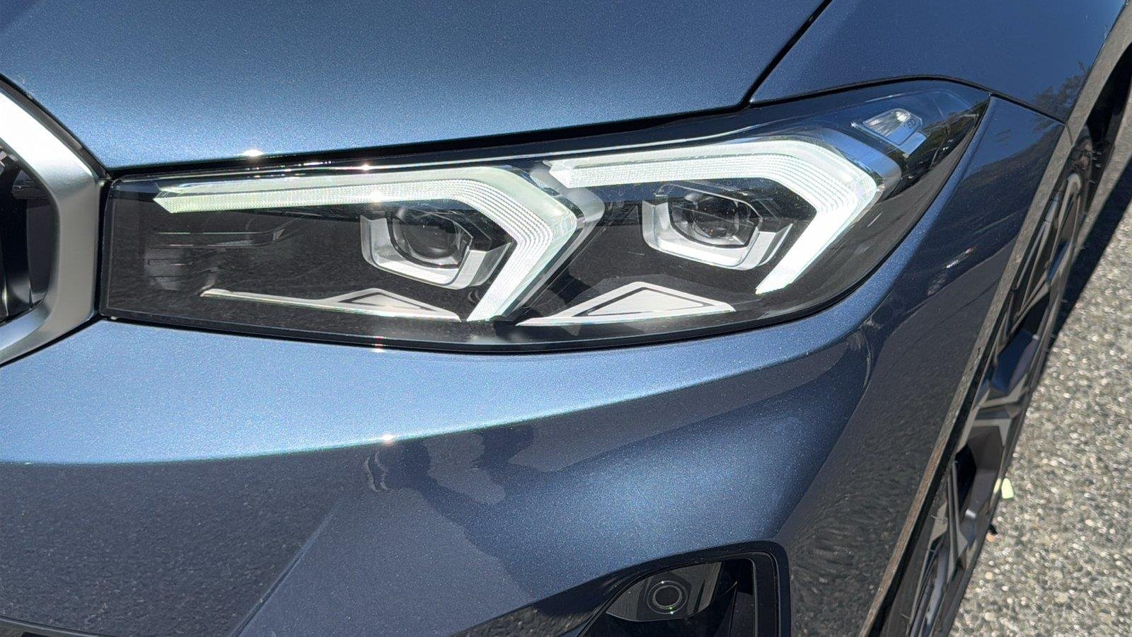 New 2026 Arctic Race Blue Metallic BMW 330i NA xDrive image 7