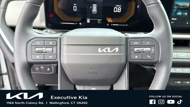 New 2027 Ivory Silver Kia LX image 11