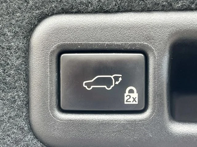 Used 2019 Silver Lexus 350 image 23