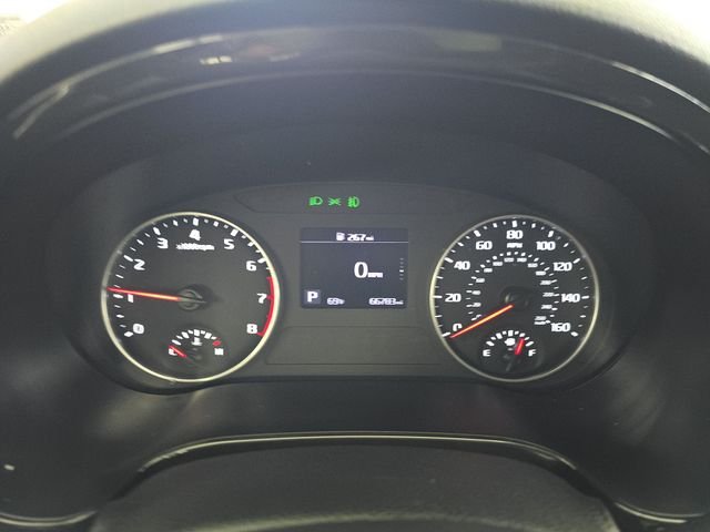 Used 2022  Kia Nightfall image 17