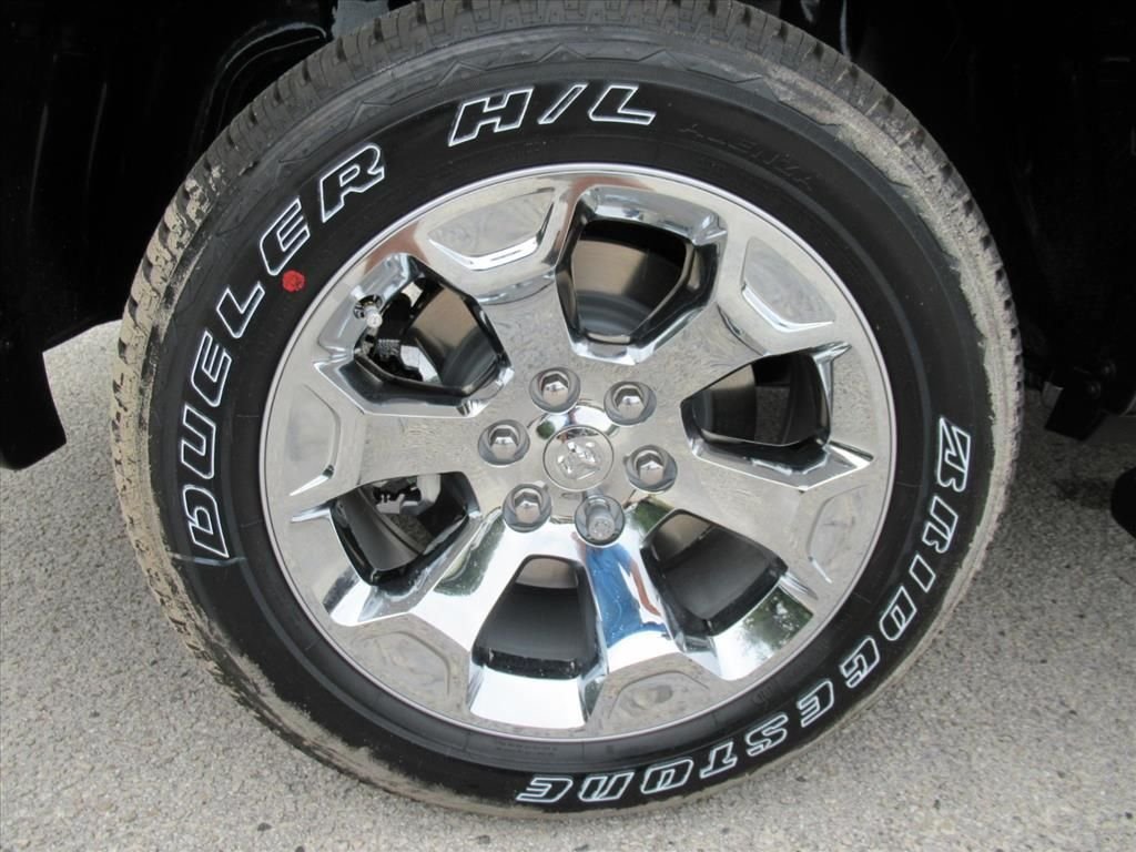 New 2026 Granite Crystal Metallic Clear-Coat Exterior Paint RAM Big Horn/Lone Star image 8
