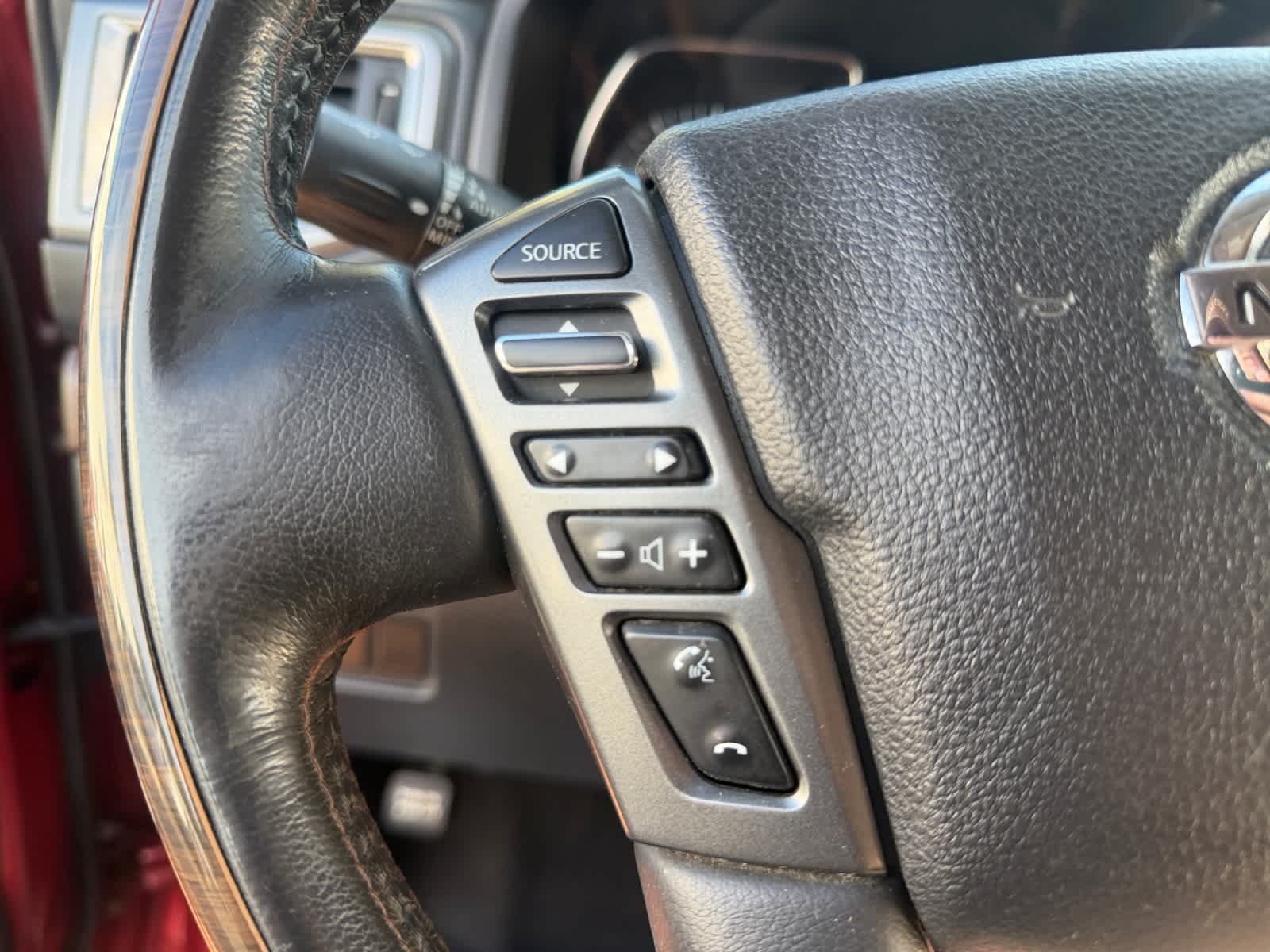 Used 2017 Cayenne Red Nissan Platinum Reserve image 23