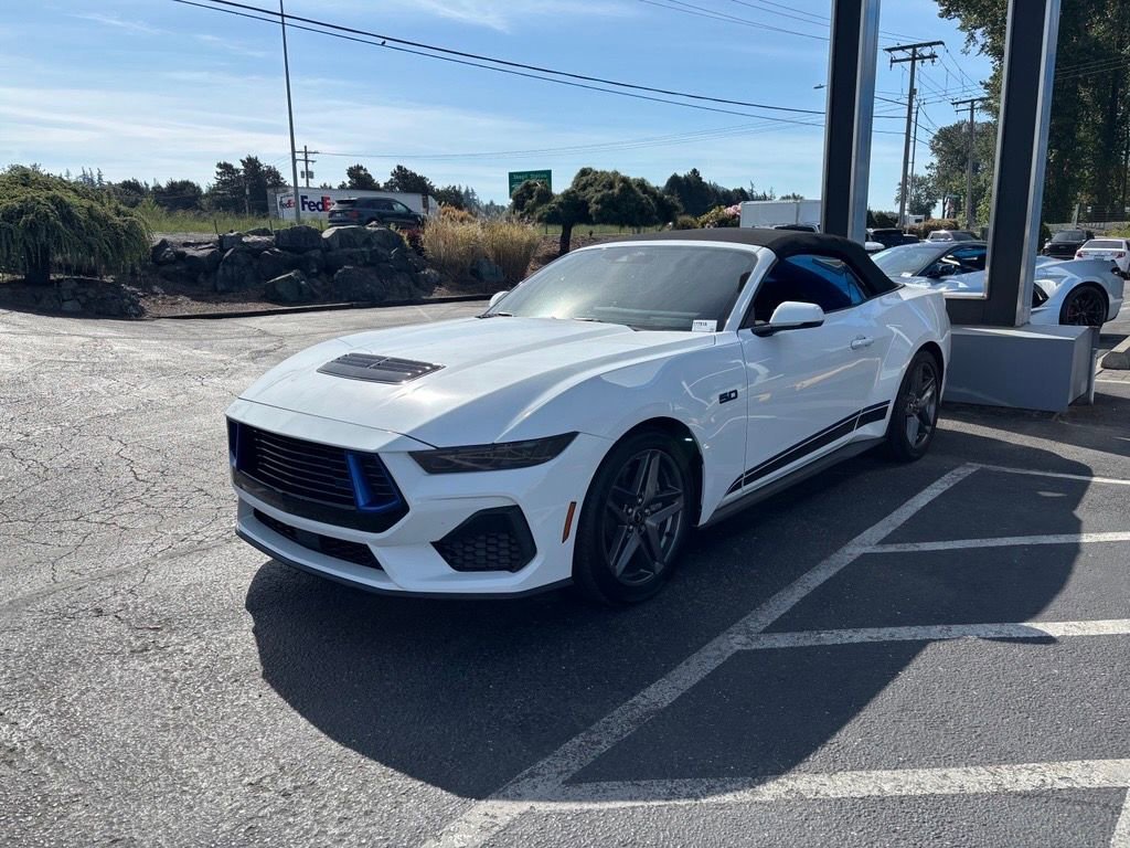 2025 Ford Mustang GT Premium Convertible's photo