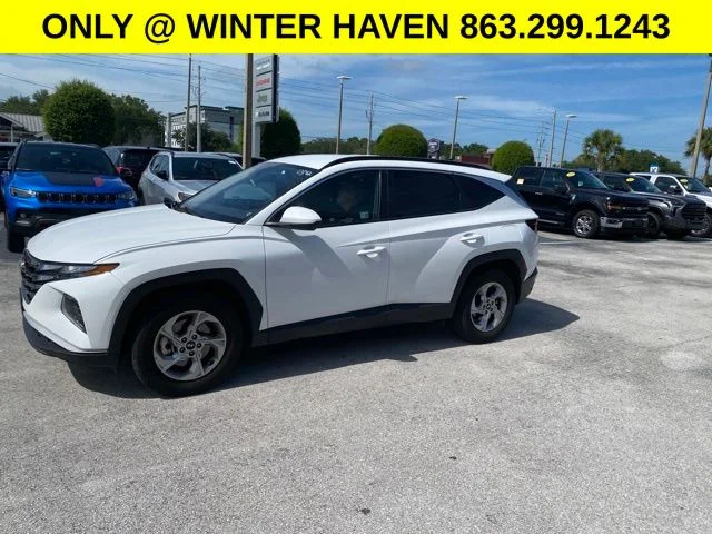 Used 2024 White Hyundai SEL image 7