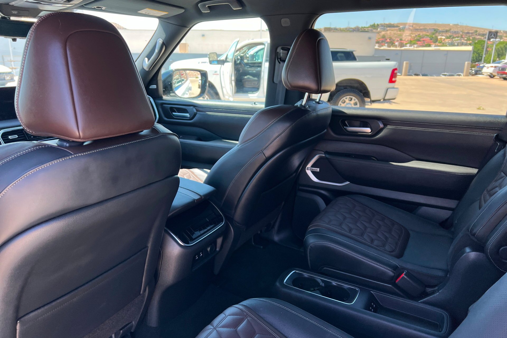 2025 Nissan Armada Platinum Reserve - Photo 20