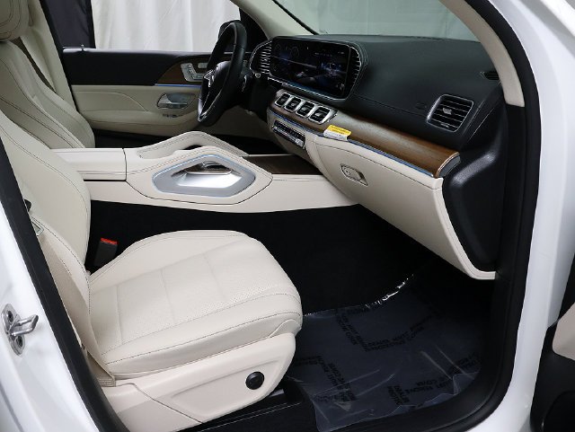 Certified Used 2026 Polar White Mercedes-Benz GLE 350 image 37