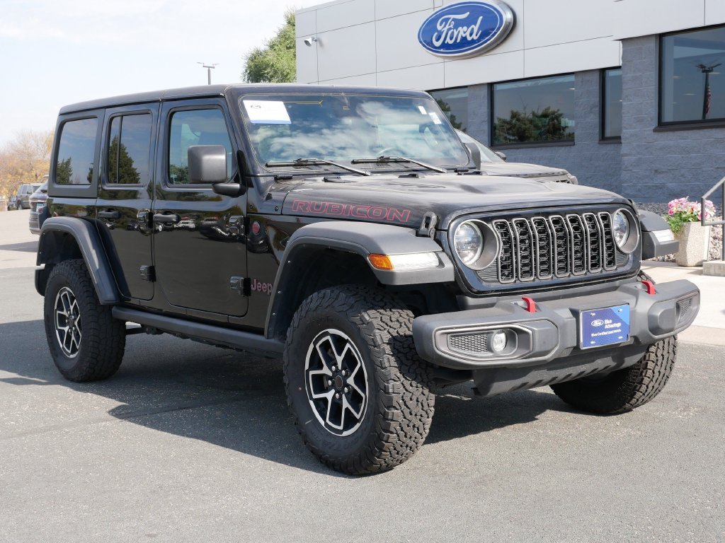 Used 2024 Jeep Wrangler 4-Door Rubicon with VIN 1C4PJXFG2RW268826 for sale in Northfield, Minnesota