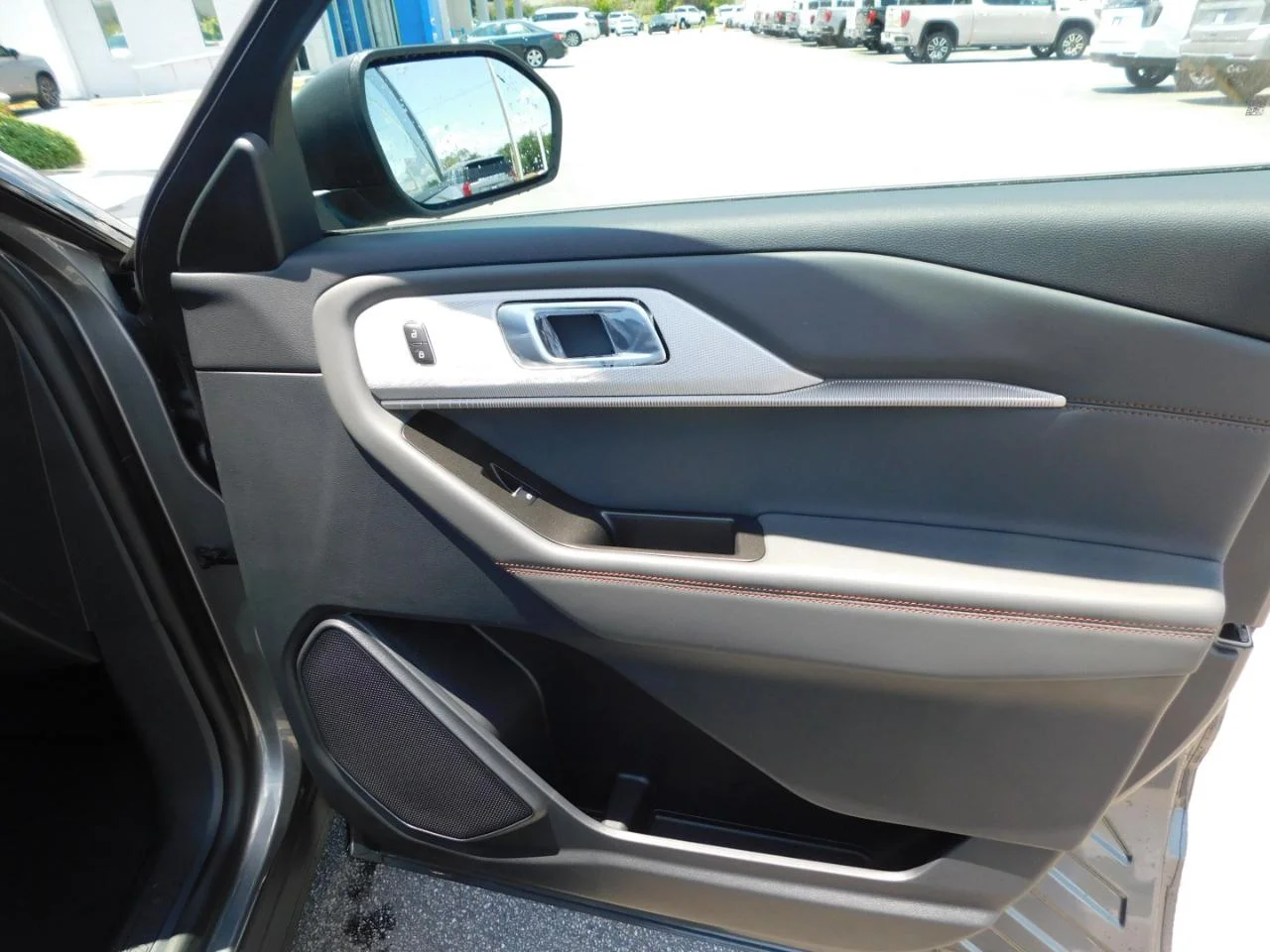 New 2026 Carbonized Gray Metallic Ford Active image 17