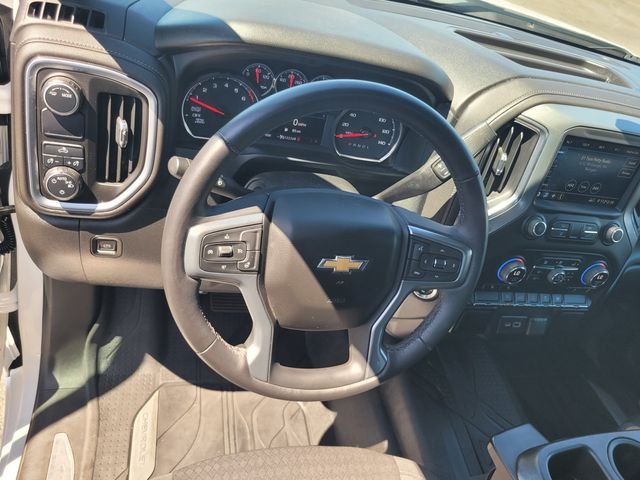 Used 2022 White Chevrolet LT image 30