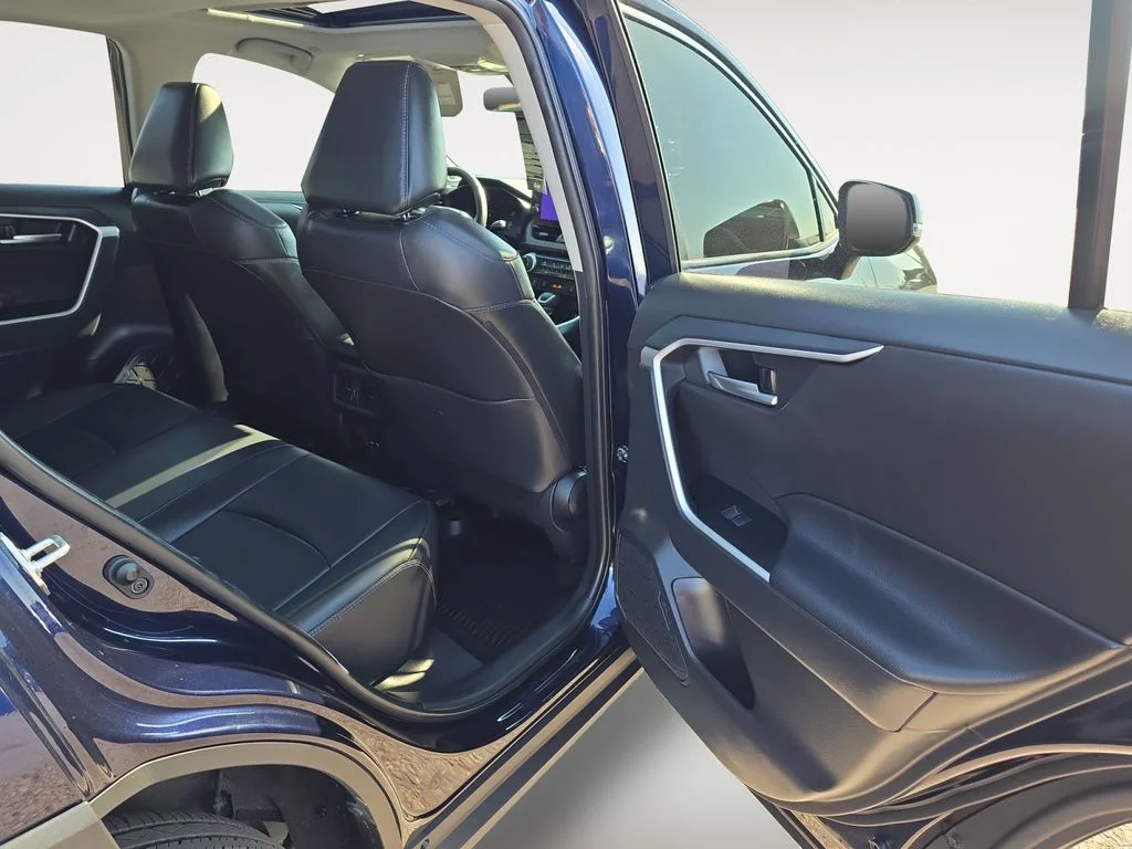 Used 2025 Blueprint Toyota XLE Premium image 12