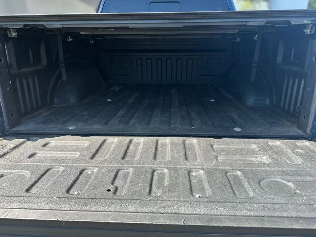 Used 2019 Blue Ford XLT image 25