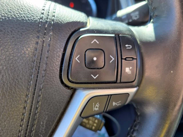 Used 2019 Black Toyota LE Plus image 33