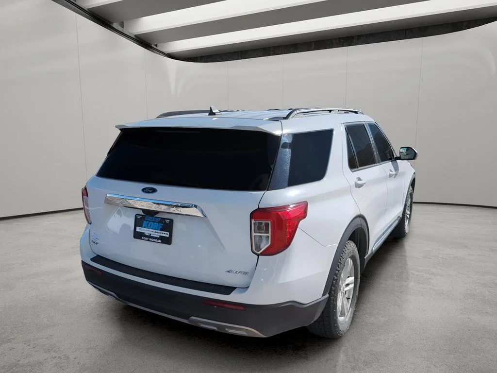 Used 2023 Oxford White Ford XLT image 5