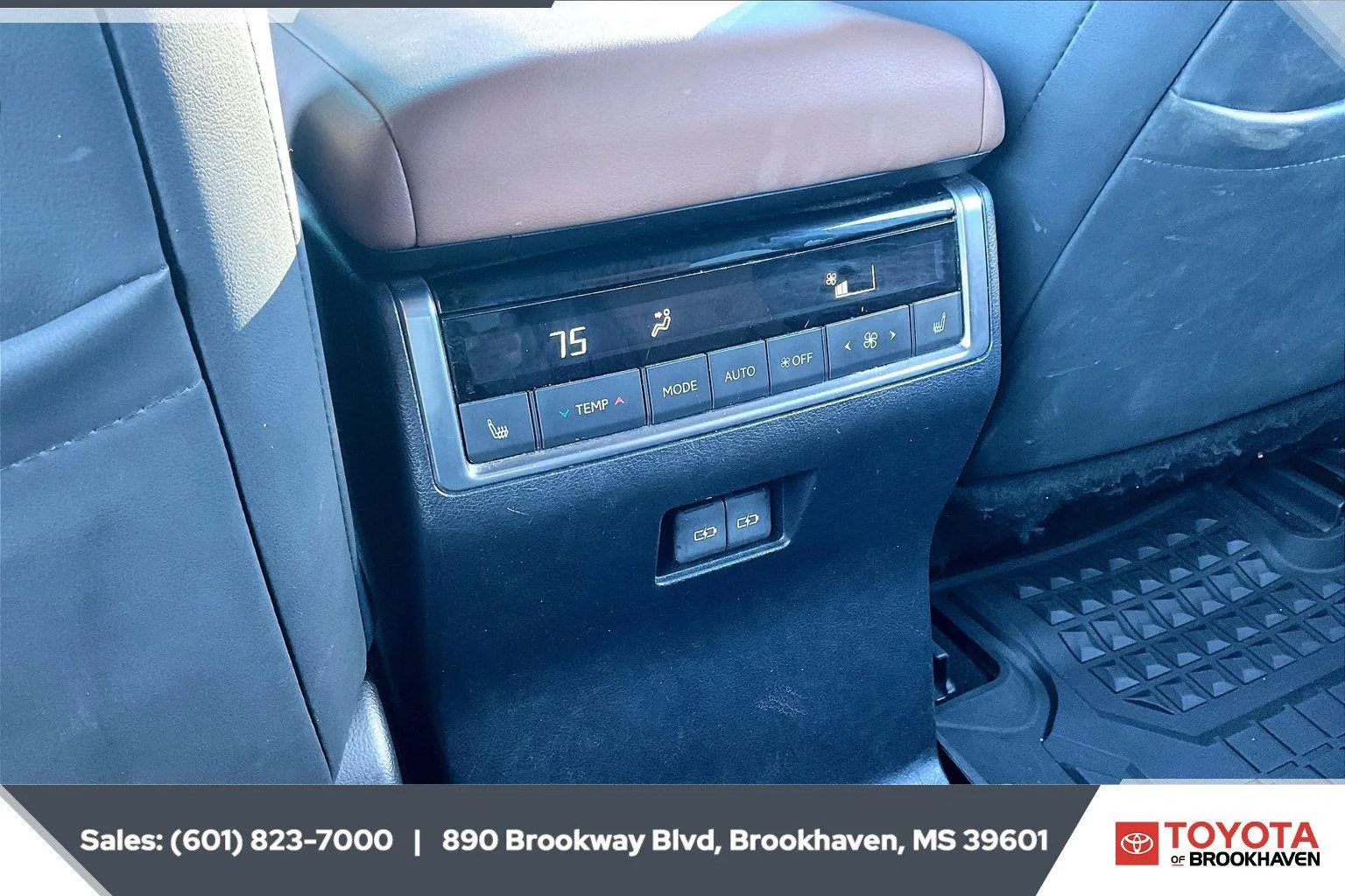 Used 2024 Eminent White Pearl Lexus GX 550 Premium+ image 25
