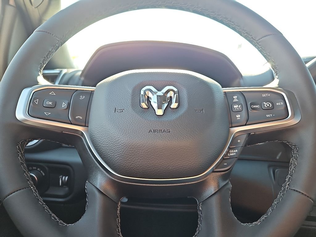 2025 RAM 3500 Big Horn - Photo 19
