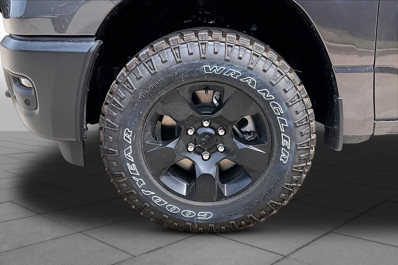 New 2026 Granite Crystal Metallic Clearcoat RAM Warlock image 12