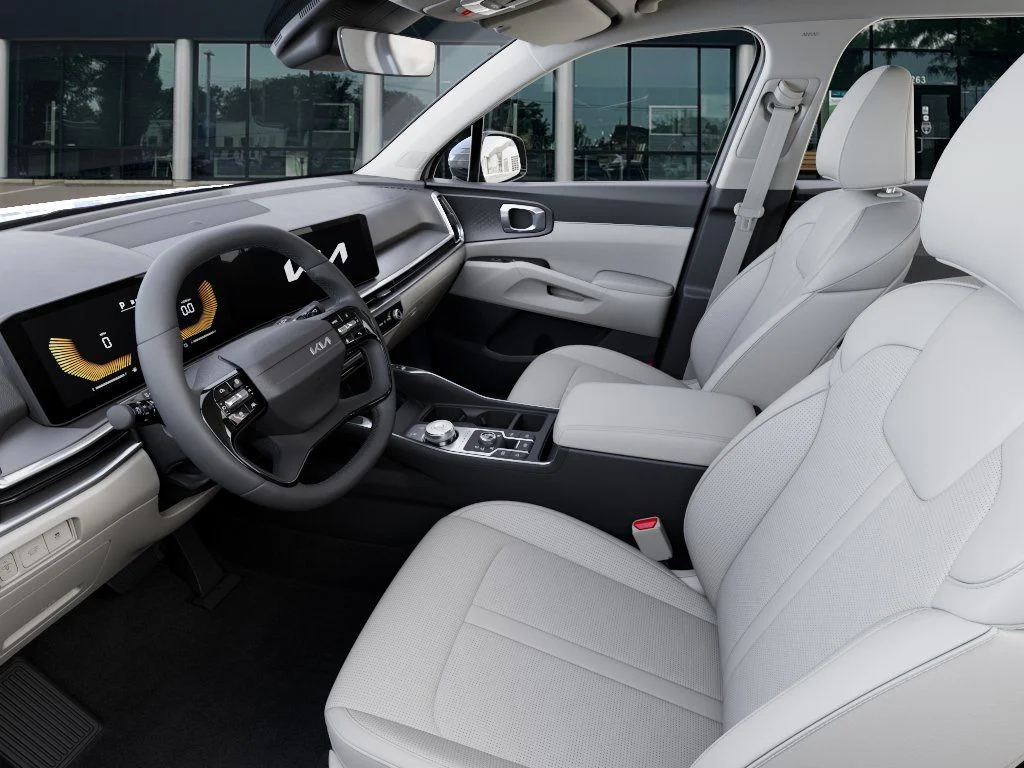 New 2026 Snow White Pearl Kia EX image 18