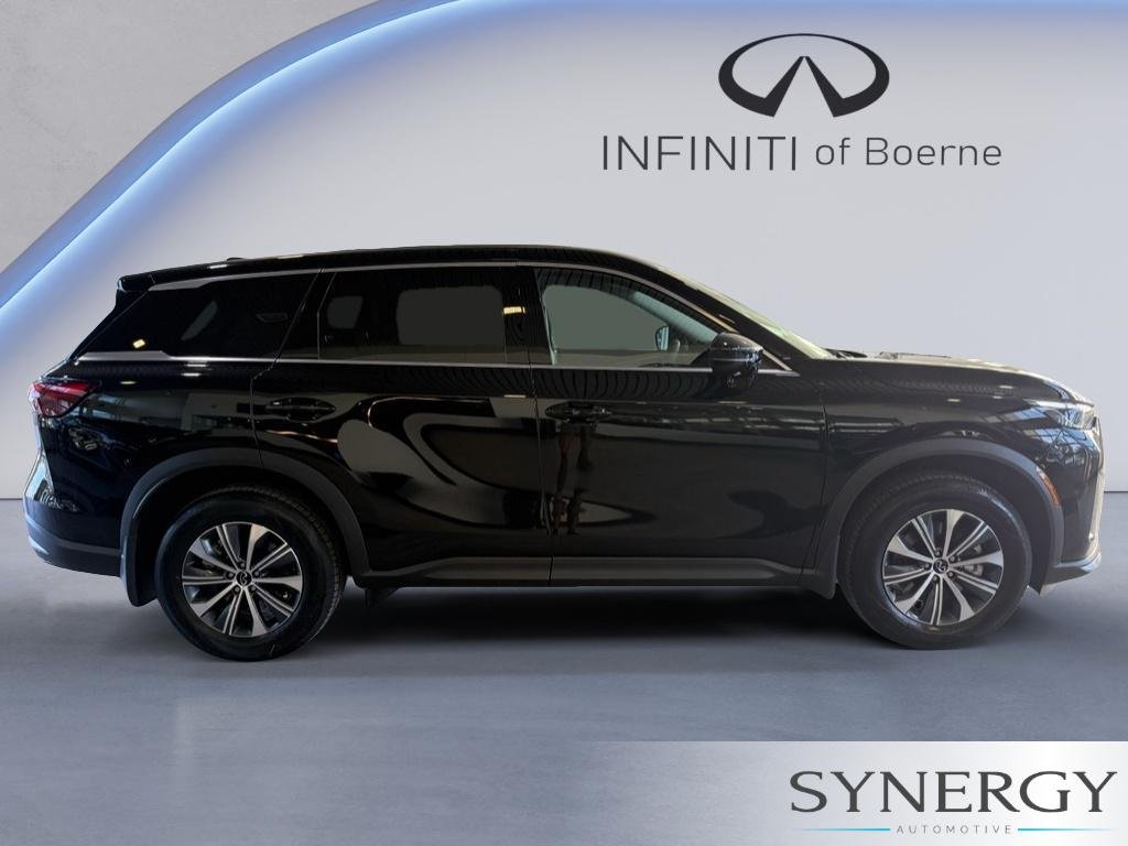 New 2027 BLACK OBSIDIAN INFINITI Pure FWD image 4