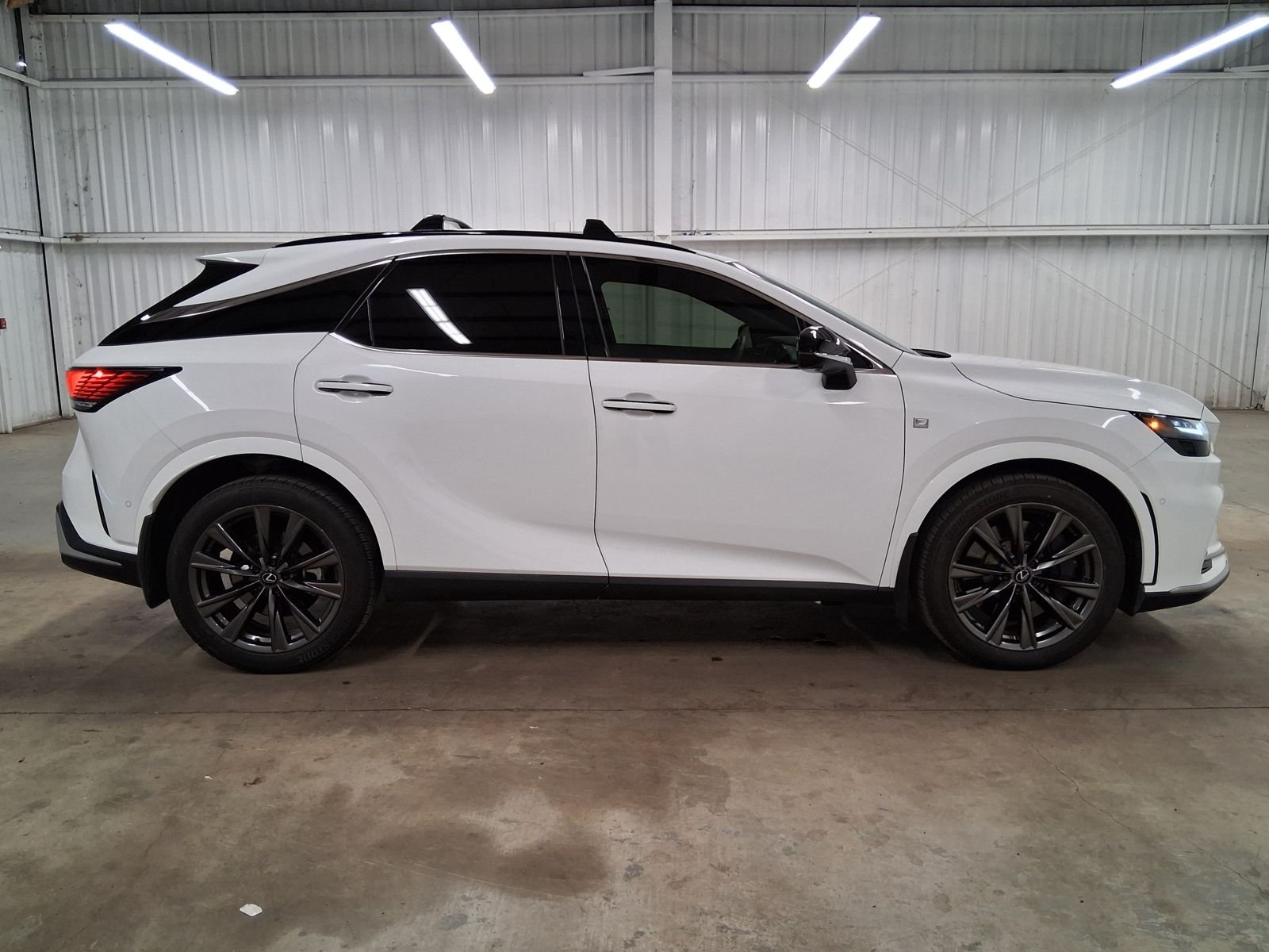 Used 2023 White Lexus 350 F Sport Handling image 4