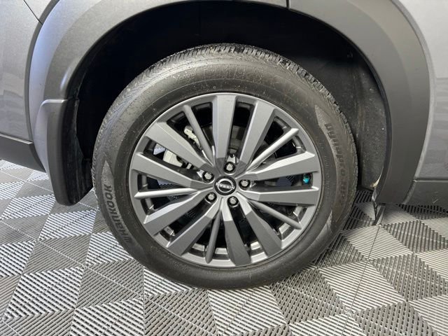 Used 2024 Gray Nissan SL image 43
