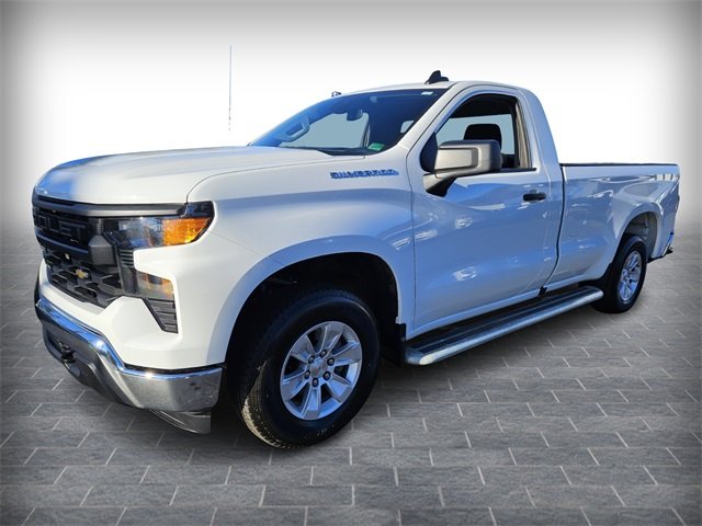 2024 Chevrolet Silverado 1500 photo 3