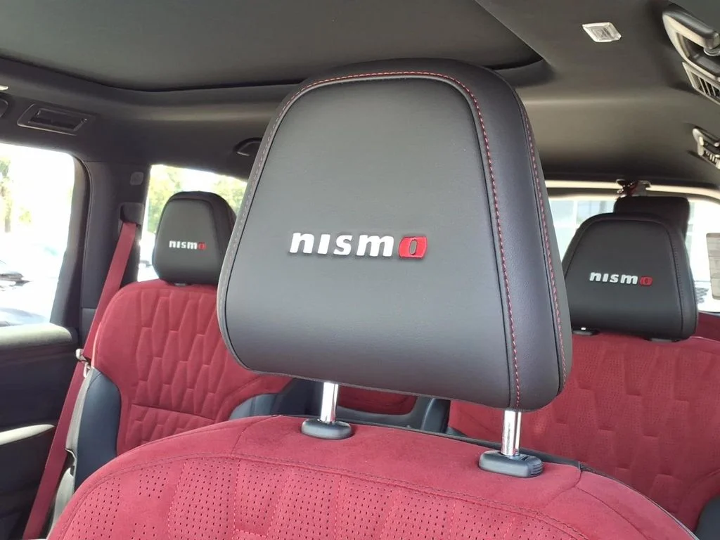New 2026 Everest White TriCoat / Super Black Two-tone Nissan NISMO® image 22