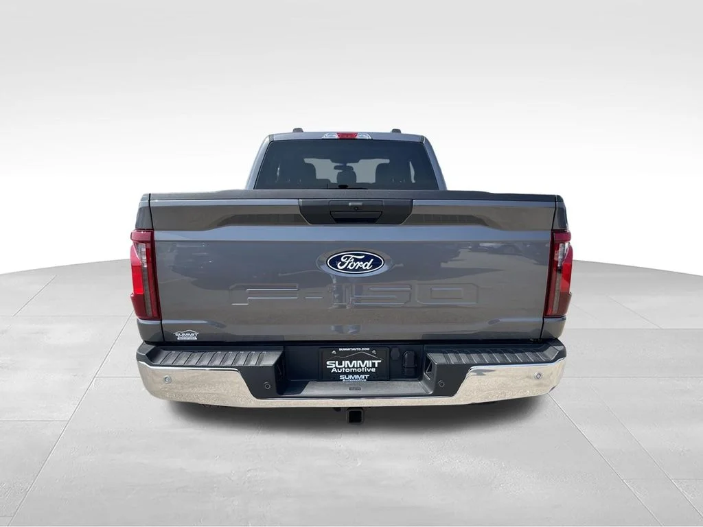 New 2026 Carbonized Gray Metallic Ford XLT image 29