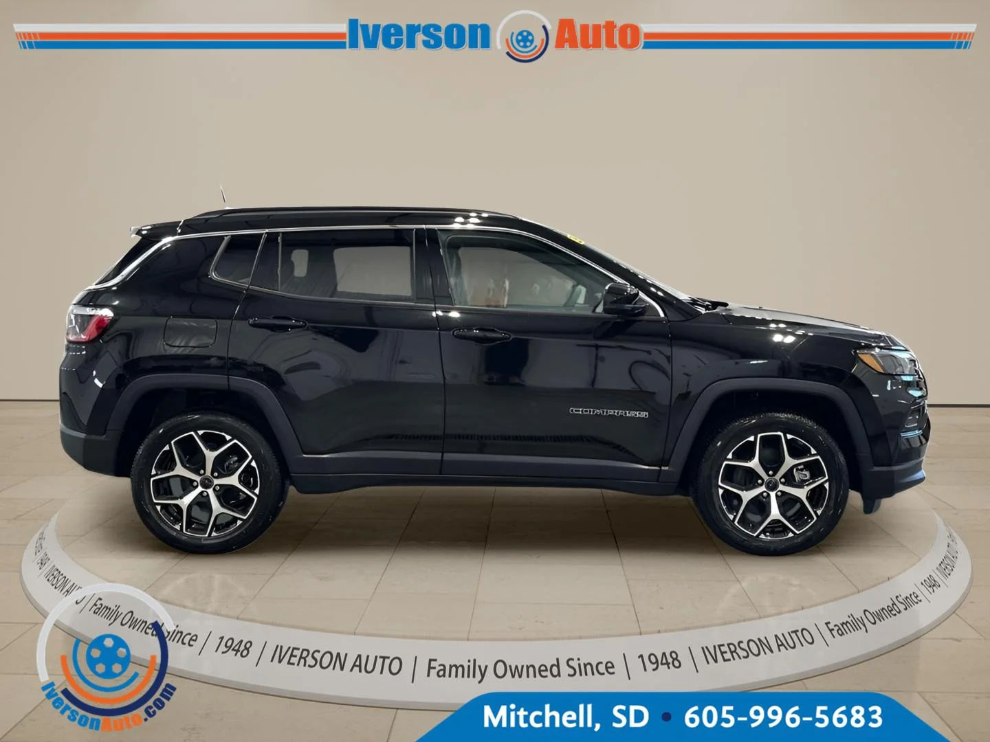 New 2026 Diamond Black Crystal Pearlcoat Jeep Limited image 8