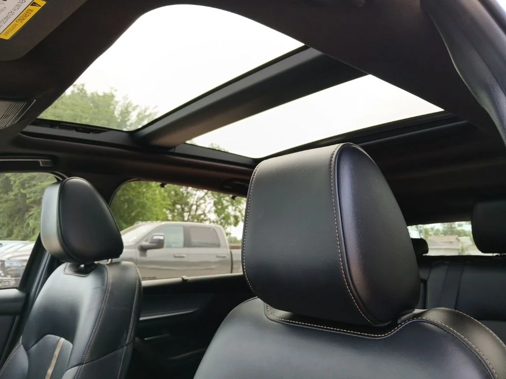 Used 2025 White Mazda Premium Plus image 10