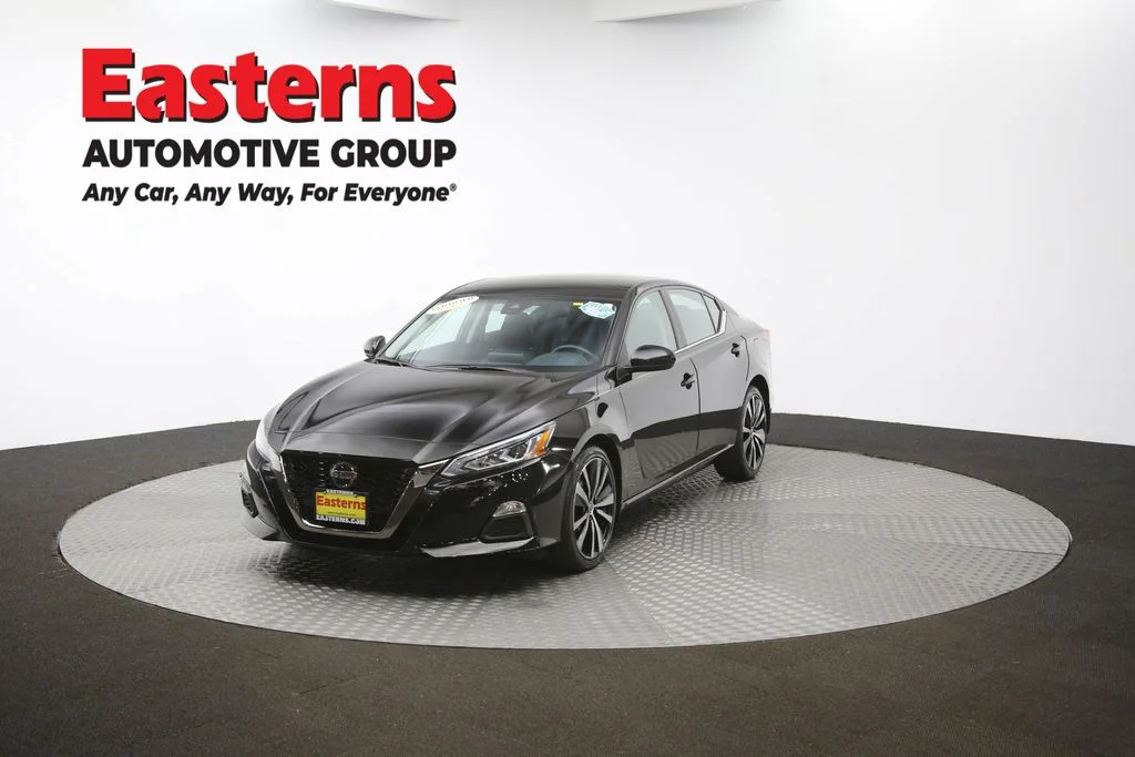 Used 2022 Black Nissan 2.5 SR image 51