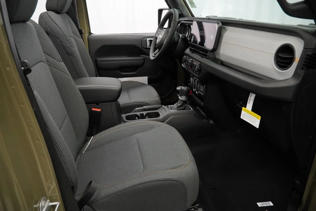 New 2027 41 Paint Jeep Sport image 35