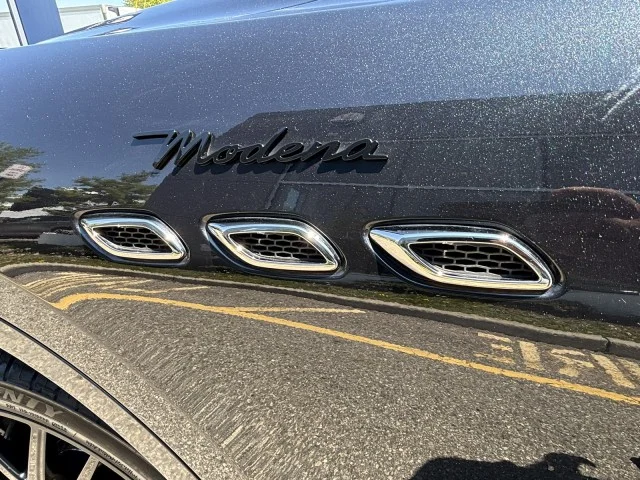 Used 2022 Nero Ribelle Metallic Maserati Modena ~ RARE Fuoriserie Zegna Pelletessuta !!!!! image 10