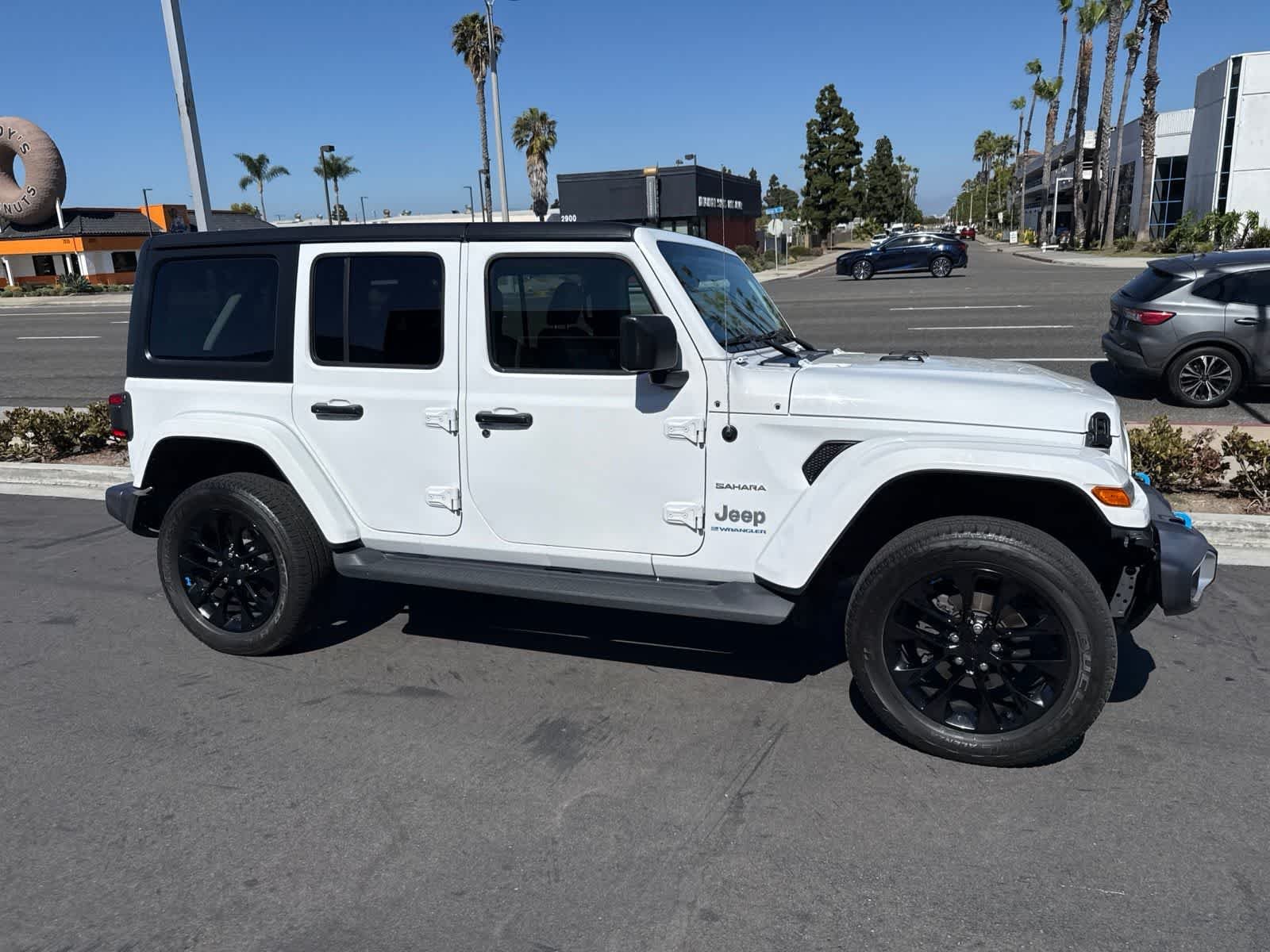 Used 2023 Bright White Clearcoat Jeep Sahara image 7