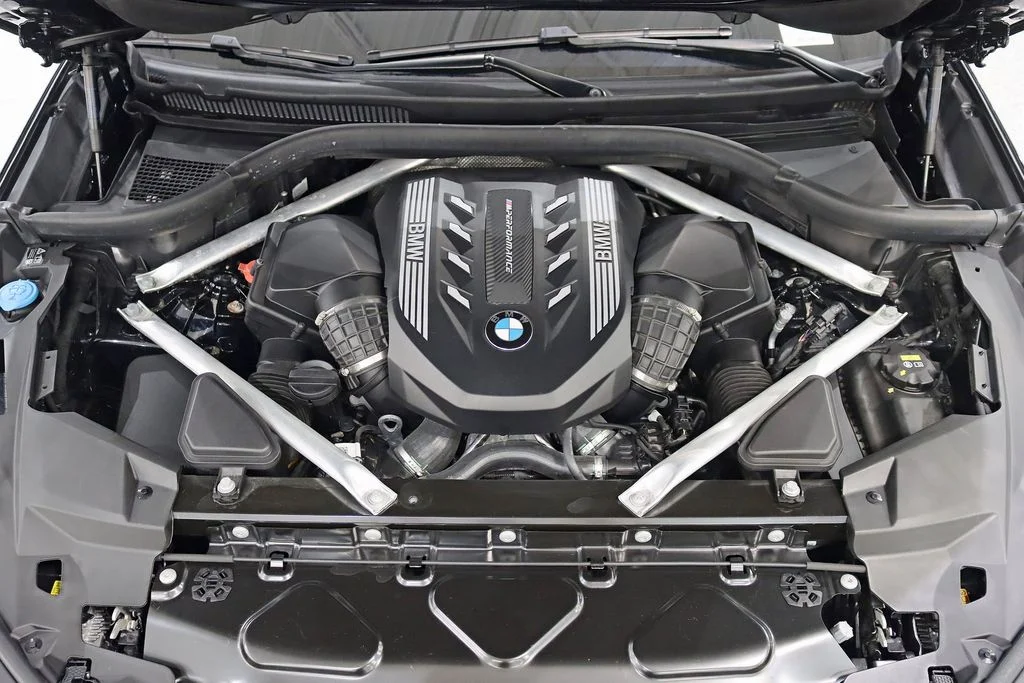 Used 2021 Black BMW M50i image 43