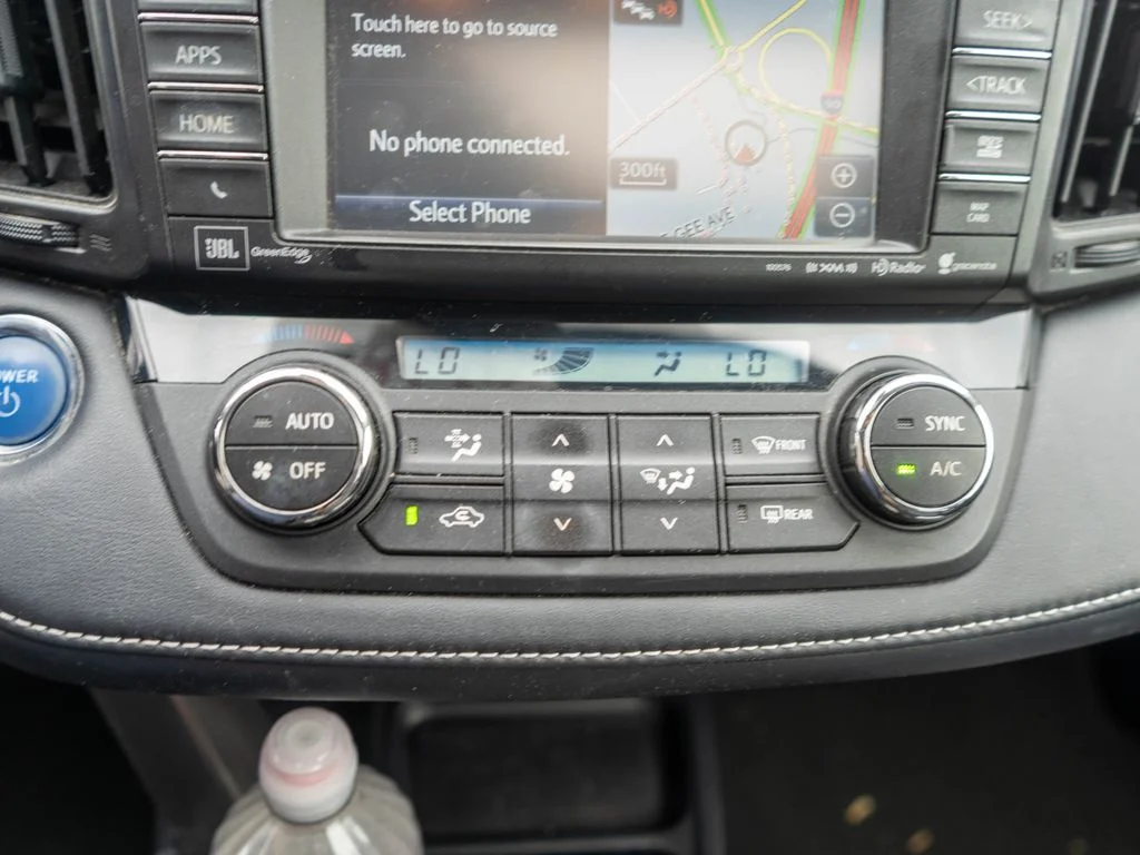 Used 2016 Silver Toyota Limited image 22