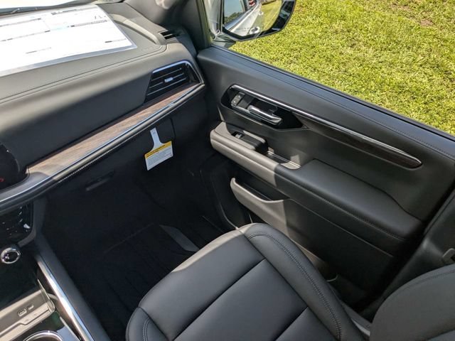 New 2026 Summit White Chevrolet LT image 18