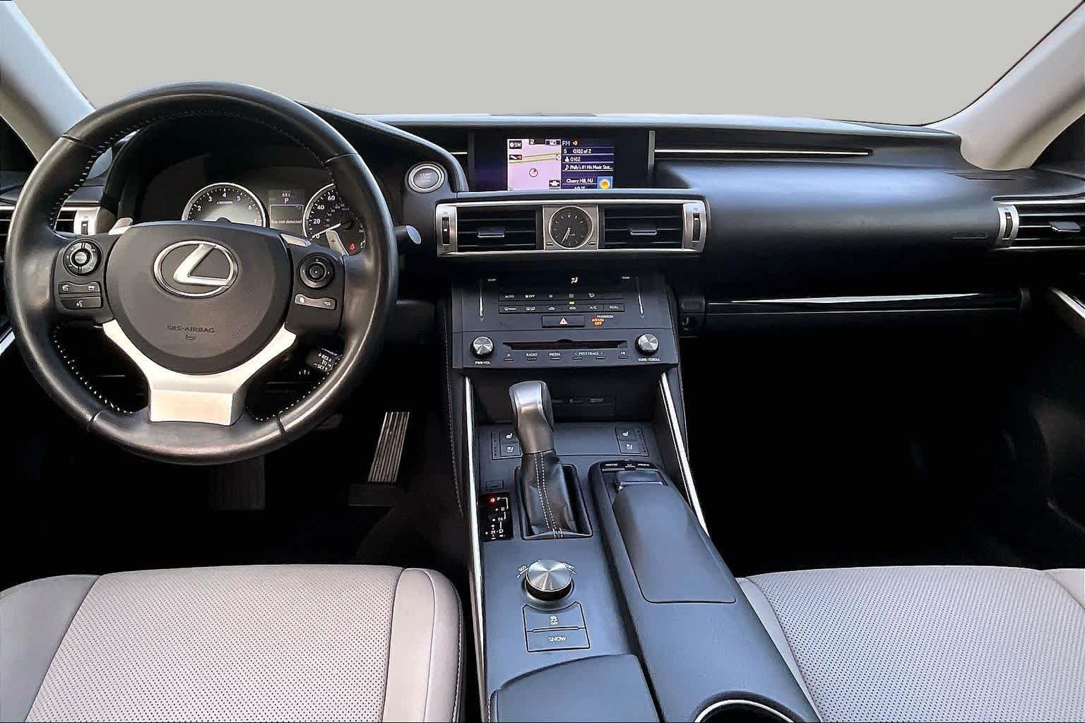 Used 2016 Atomic Silver Lexus  image 15