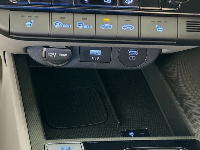 New 2026 Hyundai ELANTRA SEL Sport