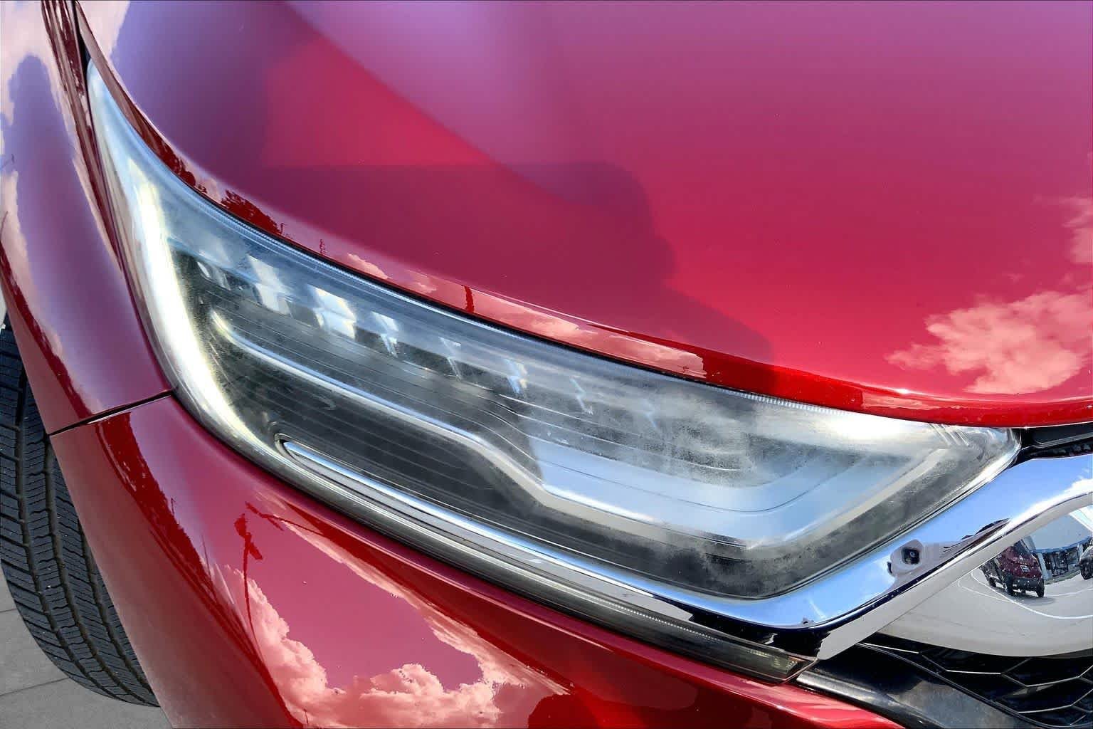 Used 2018 Basque Red Pearl II Honda Touring image 27