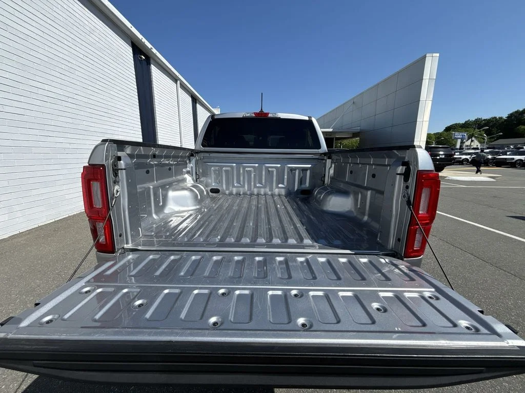 Used 2021 Silver Ford XLT image 21