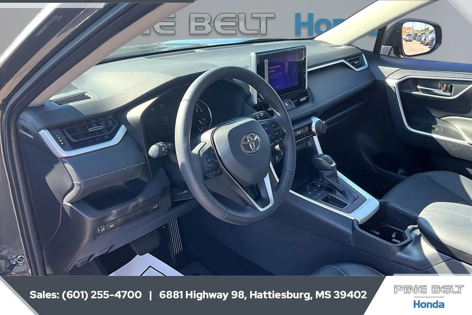 Used 2024 Magnetic Gray Metallic toyota XLE Premium image 12