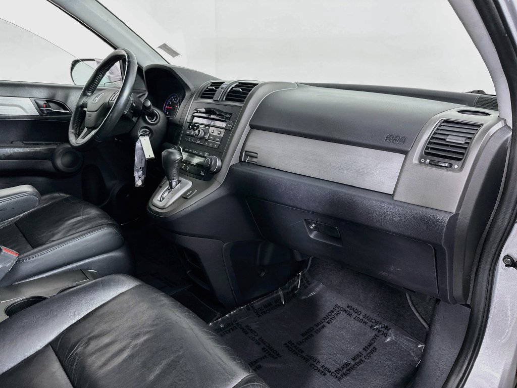 Used 2010 Alabaster Silver Metallic Honda EX-L image 28